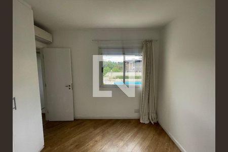 Apartamento à venda com 132m², 4 quartos e 3 vagasQuarto 2