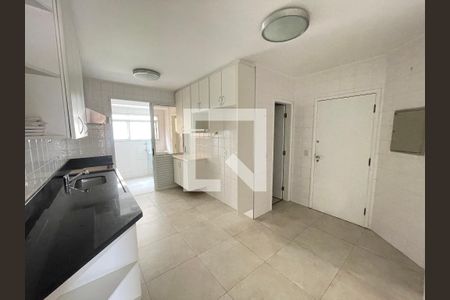 Apartamento à venda com 132m², 4 quartos e 3 vagasCozinha