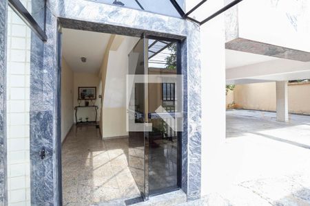 Apartamento para alugar com 85m², 2 quartos e 1 vagaEntrada