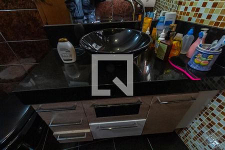 Casa à venda com 204m², 3 quartos e 2 vagasBanheiro da Suíte 2