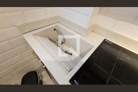 Apartamento para alugar com 71m², 2 quartos e 1 vagaÁrea de Serviço