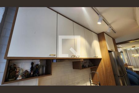 Apartamento para alugar com 71m², 2 quartos e 1 vagaCozinha - Armários