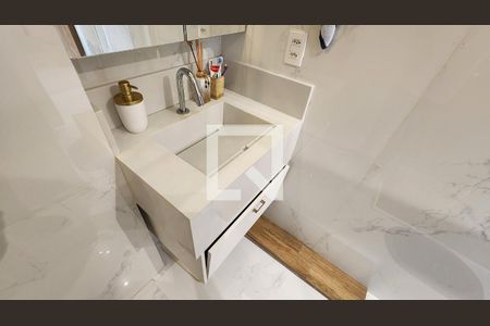 Apartamento para alugar com 71m², 2 quartos e 1 vagaBanheiro da Suíte