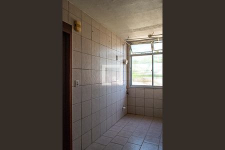 Apartamento à venda com 56m², 2 quartos e sem vaga Apartamento à venda com 56m², 2 quartos e sem vagaCozinha e área de serviço