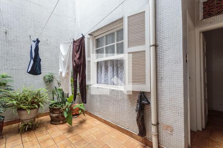 Casa à venda com 150m², 3 quartos e 2 vagas Casa à venda com 150m², 3 quartos e 2 vagasÁrea de Serviço
