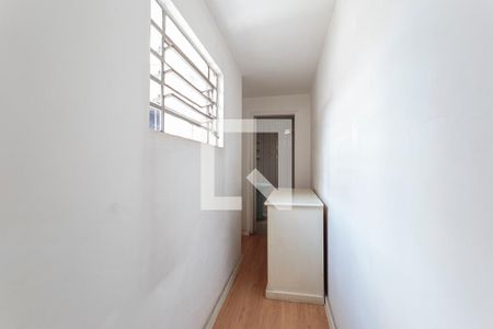 Casa à venda com 150m², 3 quartos e 2 vagas Casa à venda com 150m², 3 quartos e 2 vagasCorredor