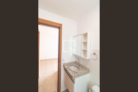 Apartamento para alugar com 55m², 2 quartos e 1 vaga Apartamento para alugar com 55m², 2 quartos e 1 vagaBanheiro