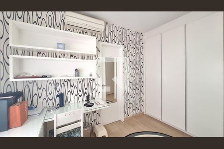 Apartamento à venda com 366m², 4 quartos e 5 vagas Apartamento à venda com 366m², 4 quartos e 5 vagasSuite 1