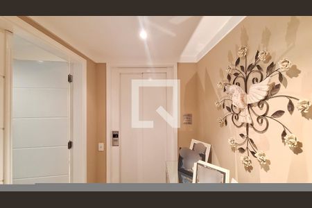 Apartamento à venda com 366m², 4 quartos e 5 vagas Apartamento à venda com 366m², 4 quartos e 5 vagasHall de entrada