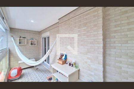 Apartamento à venda com 366m², 4 quartos e 5 vagas Apartamento à venda com 366m², 4 quartos e 5 vagasVaranda suíte 3