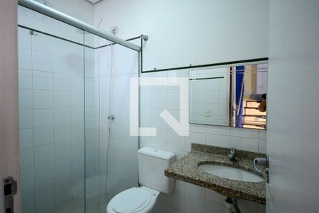 Casa de condomínio à venda com 105m², 3 quartos e 2 vagas Casa de condomínio à venda com 105m², 3 quartos e 2 vagasBanheiro Social
