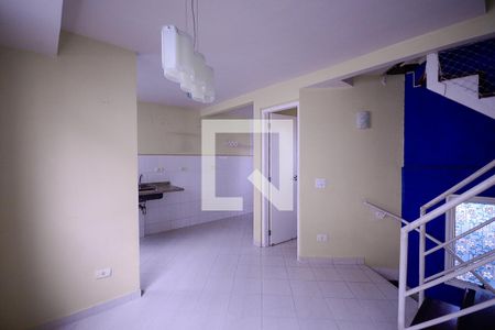 Casa de condomínio à venda com 105m², 3 quartos e 2 vagas Casa de condomínio à venda com 105m², 3 quartos e 2 vagasCozinha/Área de Serviço