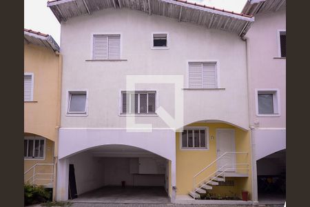 Casa de condomínio à venda com 105m², 3 quartos e 2 vagas Casa de condomínio à venda com 105m², 3 quartos e 2 vagasFachada da casa