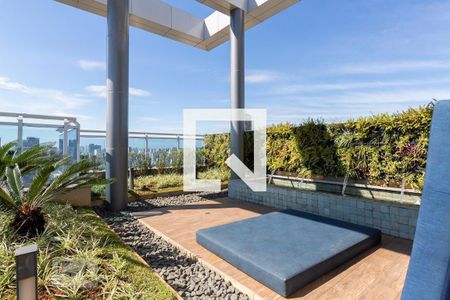 Apartamento à venda com 46m², 1 quarto e 1 vaga Apartamento à venda com 46m², 1 quarto e 1 vagaSolário