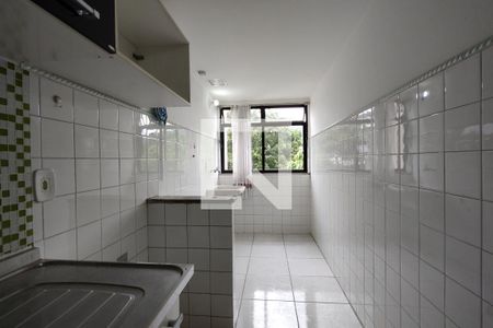 Apartamento à venda com 70m², 2 quartos e 1 vagaCozinha - Armários