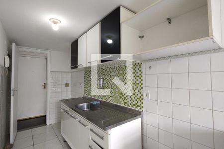 Apartamento à venda com 70m², 2 quartos e 1 vagaCozinha - Armários
