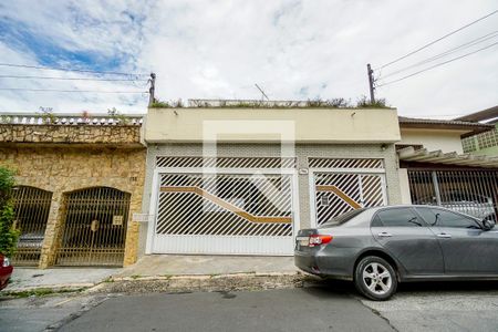 Casa à venda com 314m², 4 quartos e 4 vagasFachada