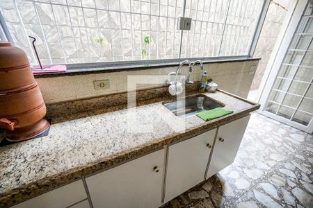 Casa à venda com 314m², 4 quartos e 4 vagasCozinha