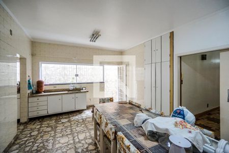 Casa à venda com 314m², 4 quartos e 4 vagasCozinha