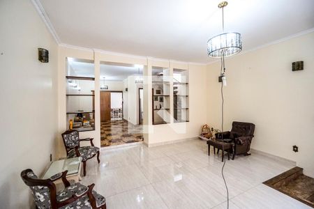 Sala de estar de casa à venda com 4 quartos, 314m² em Penha de França, São Paulo