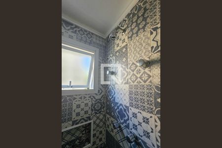 Apartamento para alugar com 92m², 2 quartos e 2 vagas Apartamento para alugar com 92m², 2 quartos e 2 vagasBanheiro da suíte