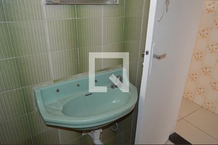 Casa à venda com 50m², 1 quarto e 1 vagaBanheiro