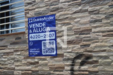 Casa à venda com 50m², 1 quarto e 1 vagaPlaquinha