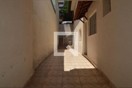 Casa à venda com 50m², 1 quarto e 1 vagaEntrada