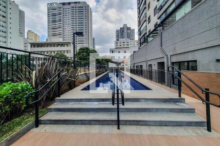 Apartamento para alugar com 37m², 1 quarto e 1 vagaÁrea comum - Piscina