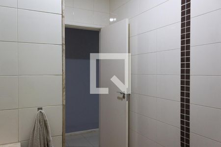 Casa à venda com 534m², 3 quartos e 4 vagasBanheiro da Suíte 1