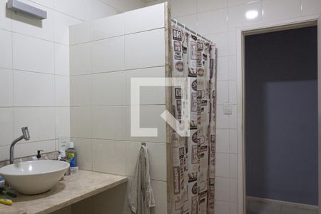 Casa à venda com 534m², 3 quartos e 4 vagasBanheiro da Suíte 1