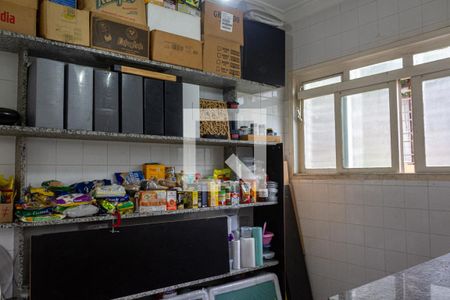 Casa à venda com 534m², 3 quartos e 4 vagasDespensa