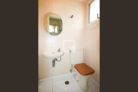 Apartamento à venda com 149m², 3 quartos e 2 vagas Apartamento à venda com 149m², 3 quartos e 2 vagasBanheiro de serviço