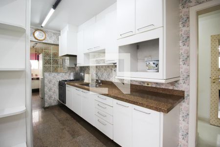 Apartamento à venda com 149m², 3 quartos e 2 vagas Apartamento à venda com 149m², 3 quartos e 2 vagasCozinha