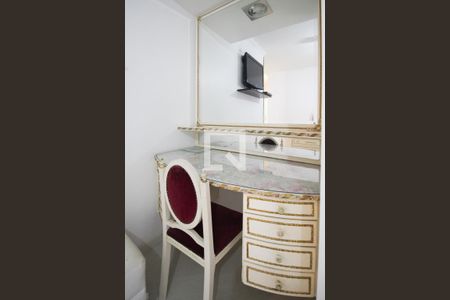 Apartamento à venda com 149m², 3 quartos e 2 vagas Apartamento à venda com 149m², 3 quartos e 2 vagasSuíte