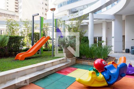Apartamento para alugar com 45m², 1 quarto e 1 vaga Apartamento para alugar com 45m², 1 quarto e 1 vagaÁrea comum - Playground