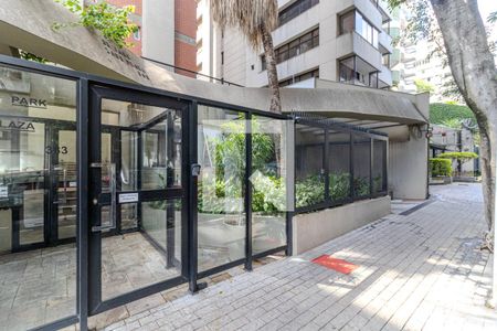 Apartamento à venda com 90m², 1 quarto e 1 vaga Apartamento à venda com 90m², 1 quarto e 1 vagaPortaria