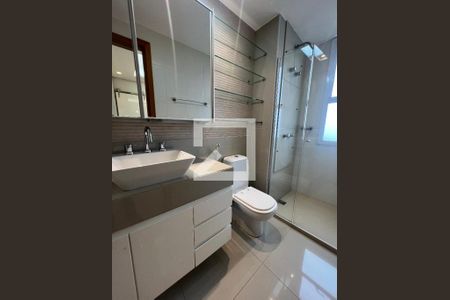 Apartamento à venda com 78m², 2 quartos e 2 vagas Apartamento à venda com 78m², 2 quartos e 2 vagasBanheiro