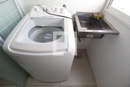 Apartamento para alugar com 70m², 3 quartos e 1 vagaÁrea de Serviço