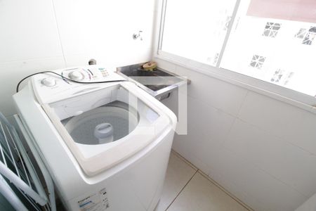 Apartamento para alugar com 70m², 3 quartos e 1 vagaÁrea de Serviço