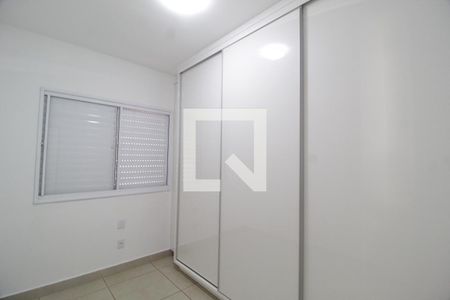 Quarto 1 de apartamento para alugar com 3 quartos, 70m² em Laranjeiras, Uberlândia