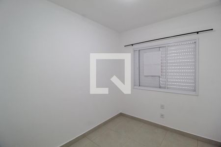 Quarto 2 de apartamento para alugar com 3 quartos, 70m² em Laranjeiras, Uberlândia