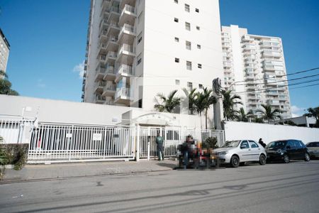 Apartamento à venda com 50m², 2 quartos e 1 vaga Apartamento à venda com 50m², 2 quartos e 1 vagaFachada