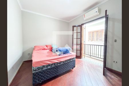 Casa à venda com 300m², 5 quartos e 4 vagasSuíte 2