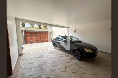 Casa à venda com 300m², 5 quartos e 4 vagasGaragem