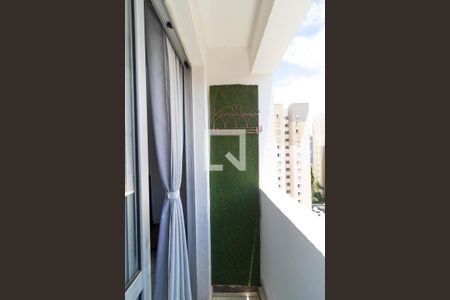 Apartamento à venda com 56m², 2 quartos e 1 vaga Apartamento à venda com 56m², 2 quartos e 1 vagaSacada