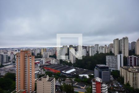 Apartamento à venda com 150m², 2 quartos e 4 vagasVista