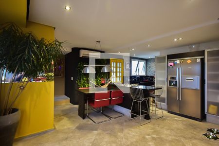 Apartamento à venda com 150m², 2 quartos e 4 vagasCozinha