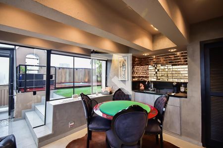 Apartamento à venda com 150m², 2 quartos e 4 vagasCobertura