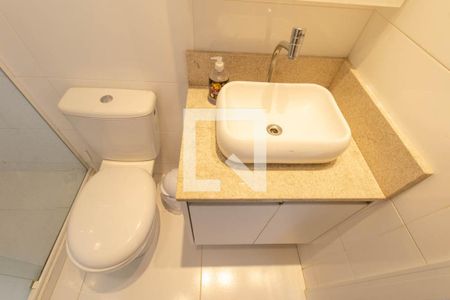 Apartamento para alugar com 62m², 2 quartos e 1 vagaBanheiro Social